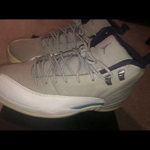 Jordan 13 University Blue